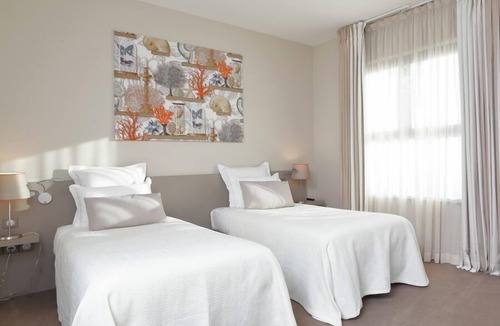 Mauregard Hotel | Hotel Les Herbes Folles