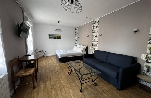 Ceaux Hotel | Hotel Les Montois