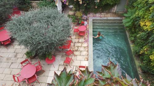 Aigues-Mortes Medieval City Hotel | Hotel Les Templiers