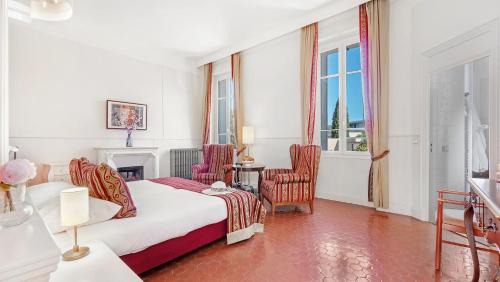 Sainte-Maxime City Centre Hotel | Hotel Les Tourelles