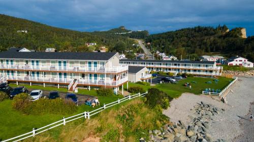 Perce Hotel | Hotel Les Trois Soeurs