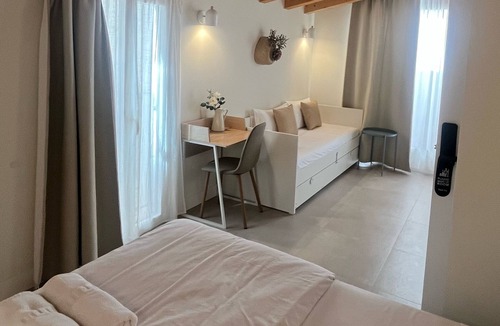 Old Town Hotel | HOTEL LUNA NUEVA