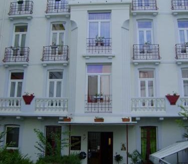 Lourdes Hotel | Hotel Luxembourg