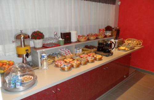 Pierre-Benite Hotel | Hotel Lyon Sud, Pierre Benite, St Genis Laval