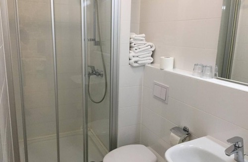 Prvic Luka Hotel | Hotel Maestral