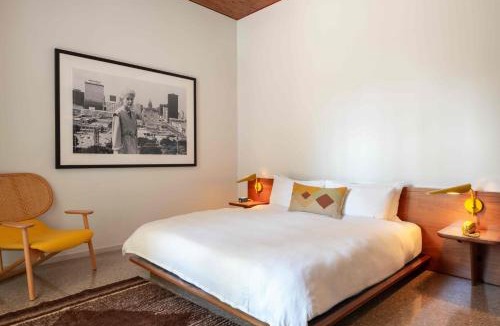 Travis Heights Hotel | Hotel Magdalena