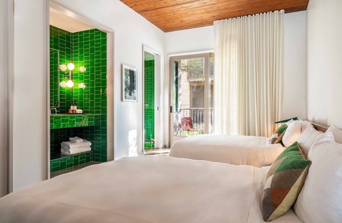 Travis Heights Hotel | Hotel Magdalena