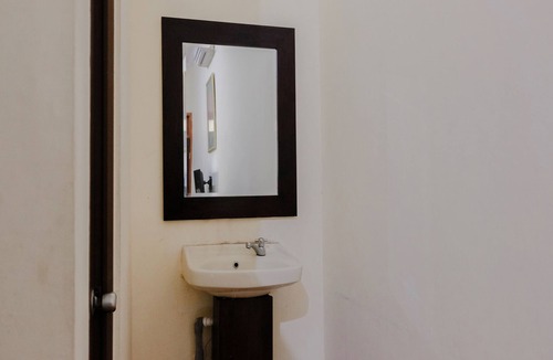 Kalipuro Hotel | Hotel Mahkota Plengkung