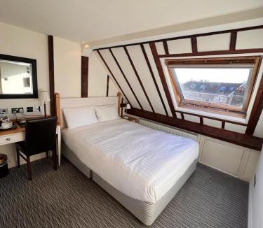 Datchet Hotel | Hotel Manor - Datchet, Windsor