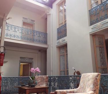 Castelsarrasin Hotel | HOTEL MARCEILLAC