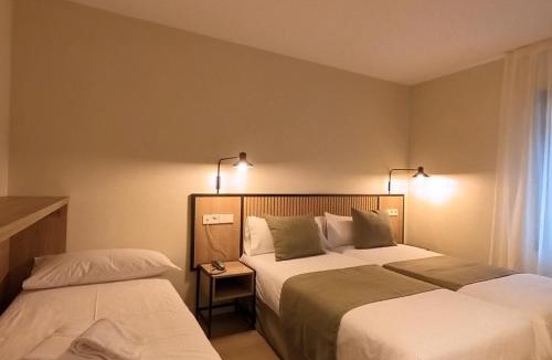 Avinguda de Carlemany Hotel | Hotel Marfany