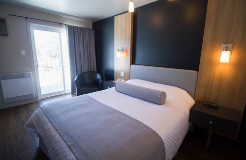 Trois-Rives Hotel | Hotel Marineau Mattawin