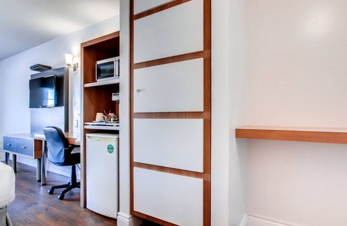 Grand Mere Hotel | Hotel Marineau Shawinigan