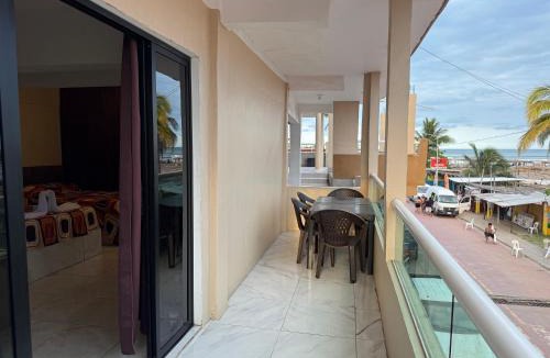 Playa Chachalacas Hotel | Hotel MARU Pool & Events