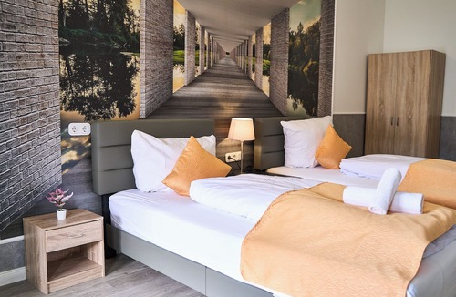 Pinneberg Hotel | Hotel Maximo