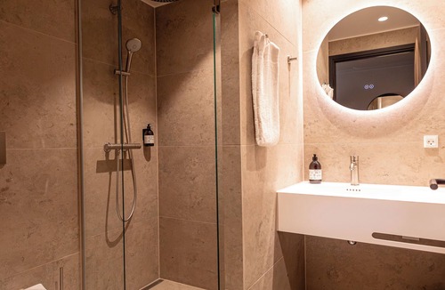 Middelfart Hotel | Hotel Melfarhus - Your modern self-service hotel in Middelfart, Denmark