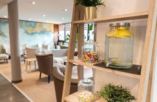 Cesson-Sevigne Hotel | Hotel Mercure Rennes Cesson