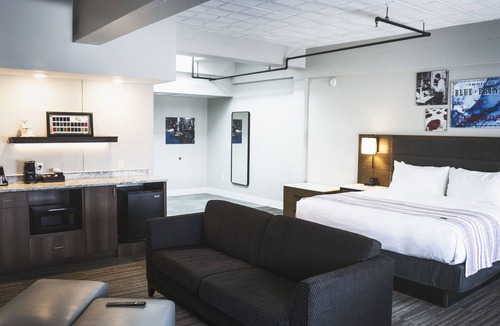 Amana Hotel | Hotel Millwright