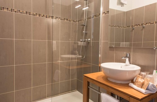 Cathedrale Hotel | Hotel Mirabeau