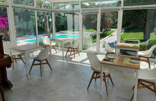 Portlligat Hotel | Hotel Misty