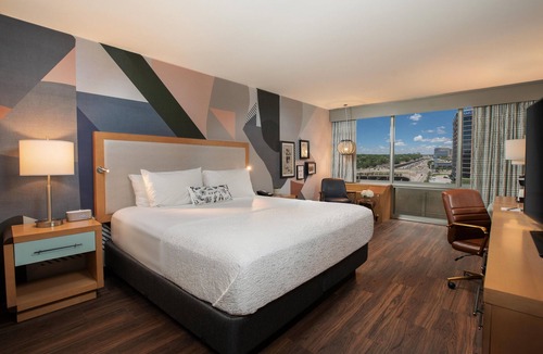 Northeast Dallas Hotel | Hotel Mockingbird, Dallas, A Tribute Portfolio Hotel