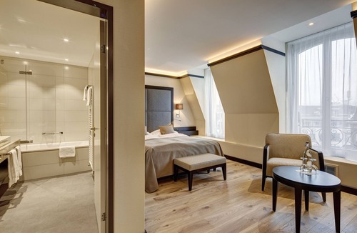 Lucerne Hotel | Hotel Monopol