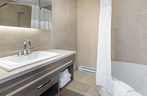 Nicolet Hotel | Hotel Montfort Nicolet