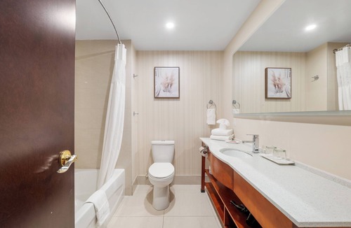 Francois-Perrault Hotel | Hotel Montreal Metropolitan, an Ascend Collection Hotel