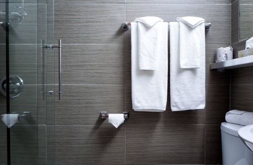 Trois-Rivieres Ouest Hotel | Hotel - Motel Coconut