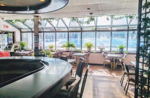 Sherbrooke Hotel | Hotel Motel La Marquise