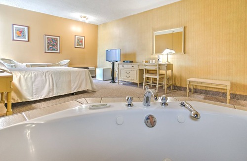 Cap de la Madeleine Hotel | Hotel Motel Penn - Mass