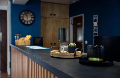 Taesch Hotel | Hotel Mountime