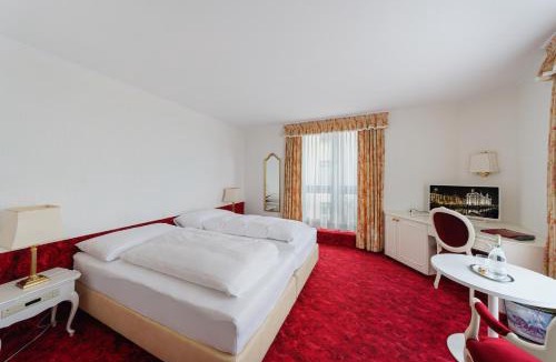 Rorschach Hotel | Hotel Mozart