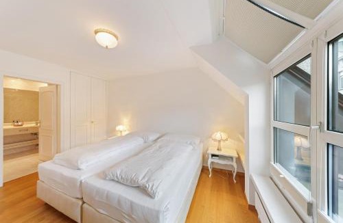 Rorschach Hotel | Hotel Mozart