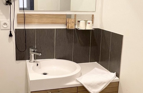 Sauvagnon Hotel | Hotel NEMO