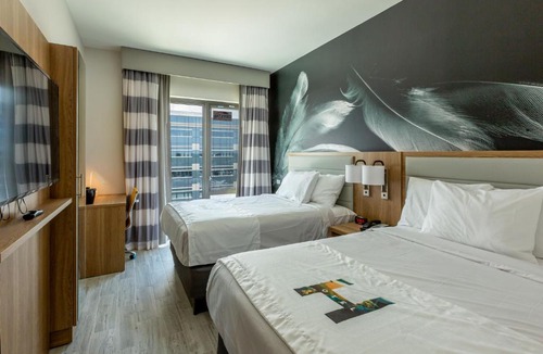 Queens Hotel | Hotel Ninety Five - JFK Airport