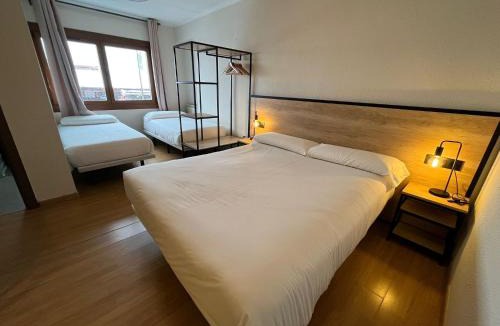 Encamp Hotel | Hotel NIU a 50 m del Funicamp