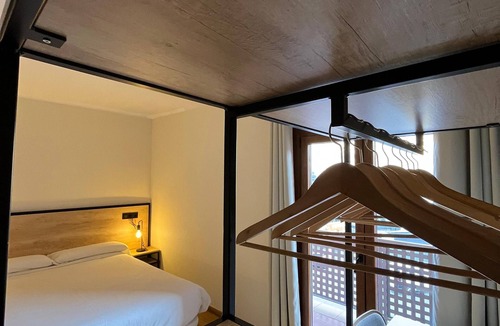 Encamp Hotel | Hotel NIU