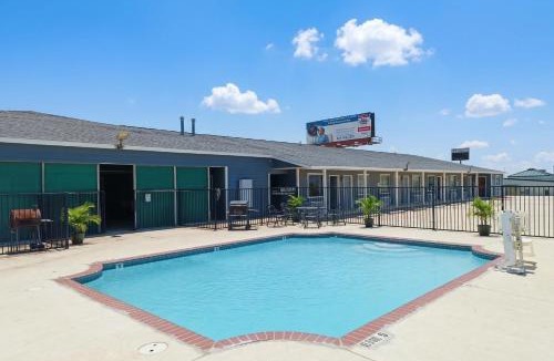 Pearsall Hotel | Hotel O Bien Venido Pearsall I-35