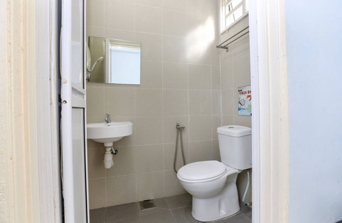 Kampung Merbau Patah Hotel | Hotel O Come Inn Premium