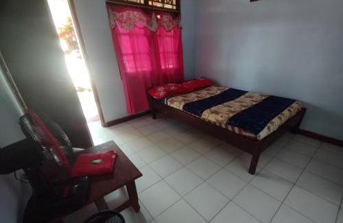 Kecamatan Montong Gading Hotel | Hotel O Dannis Homestay Near Musholla Al Istiqomah Terawangan
