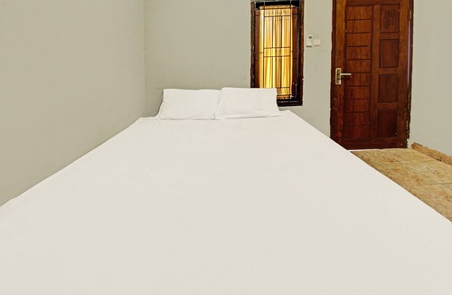 Kecamatan Janapria Hotel | Hotel O Diwi Homestay