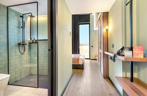 Collblanc y La Torrassa Hotel | Hotel Orangine