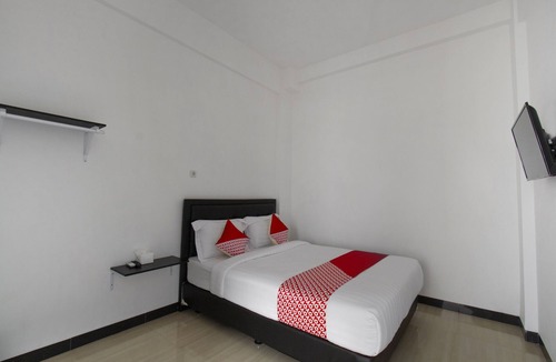 Kalangbret Hotel | Hotel O Forrest’inn