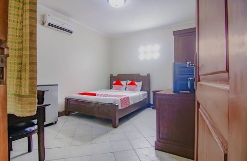 Mampang Prapatan Hotel | Hotel O Gayatri Residence