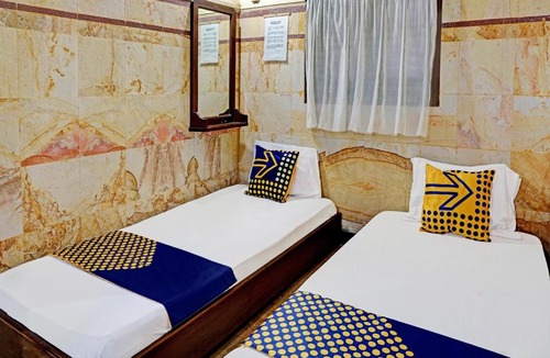 Kalangbret Hotel | Hotel O Griyo Werdiningsih