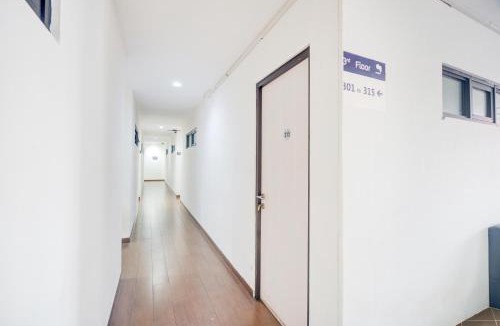 East Jakarta Hotel | Hotel O J&B Smart Jatinegara