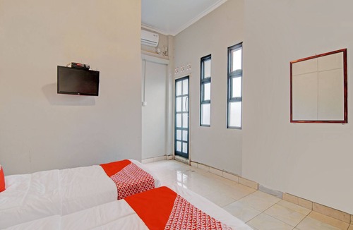 Pekanbaru Hotel | Hotel O Kalista Guest House Syariah