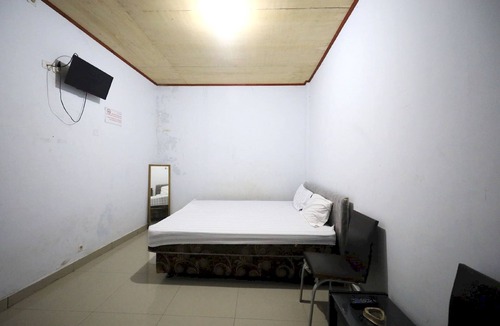 Makassar Hotel | Hotel O Kos Citra Syariah Near Bukit Marezo
