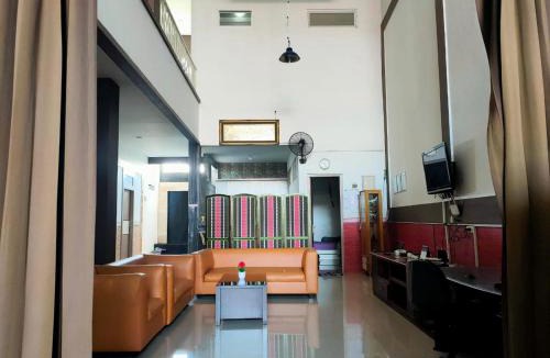 Luwuk Hotel | Hotel O Kost 3 Kelor Syariah